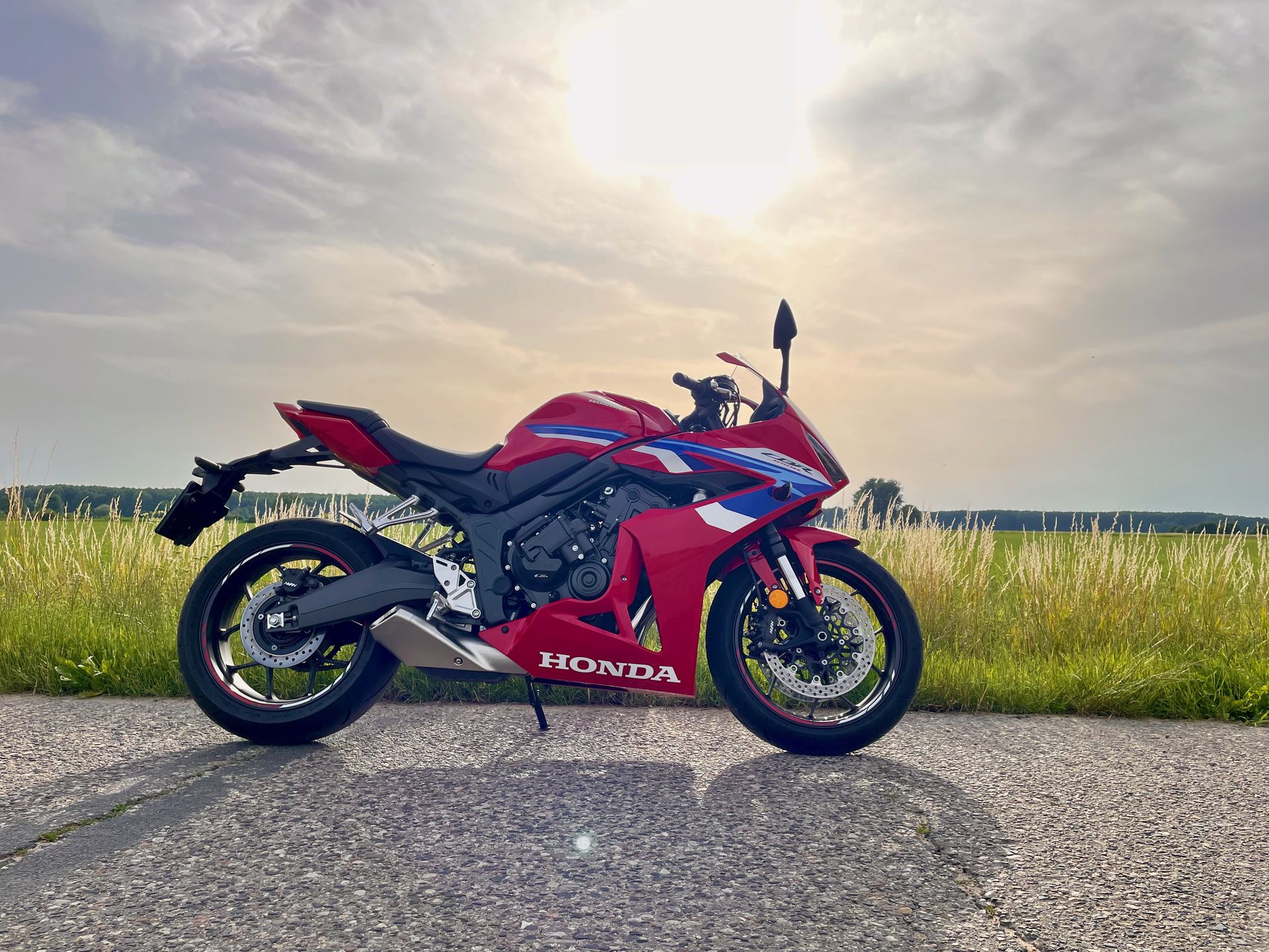 Honda CBR650R E-Clutch