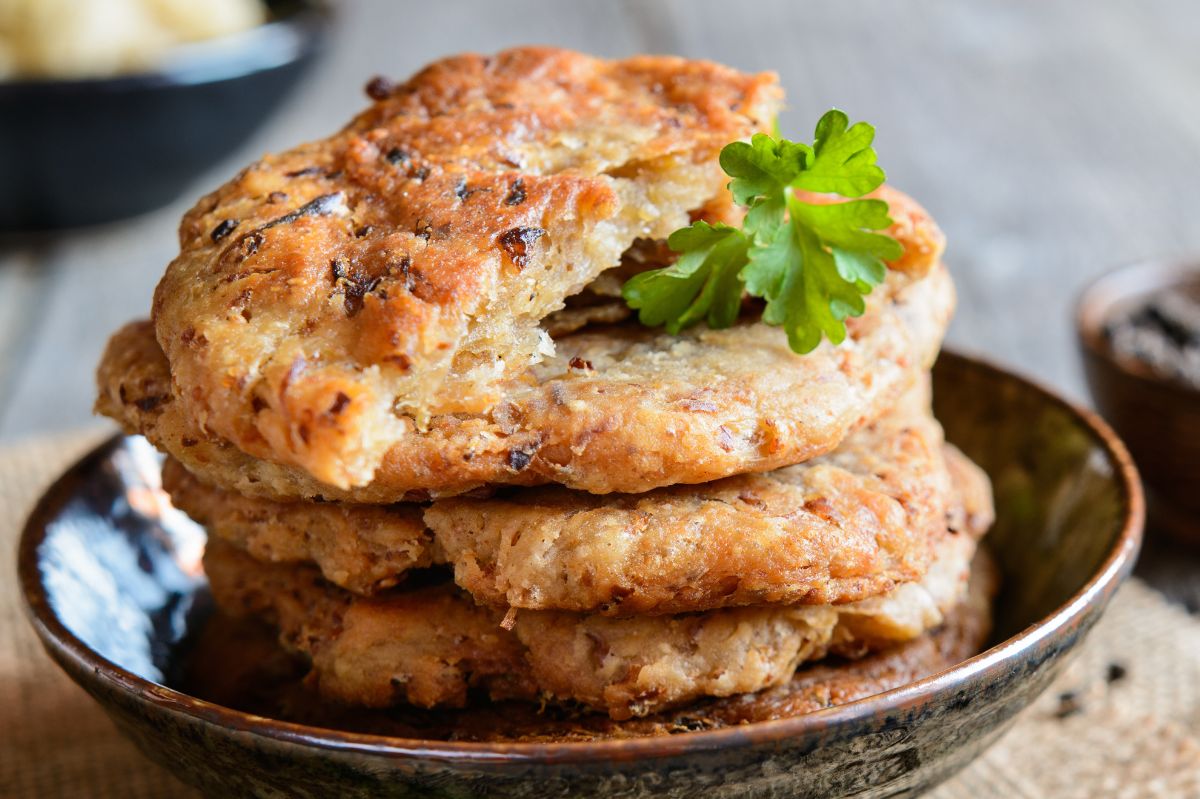 Zamiast trzeć ziemniaki, robię placki z kiszonej kapusty. Proste, a cała rodzina naje się do syta