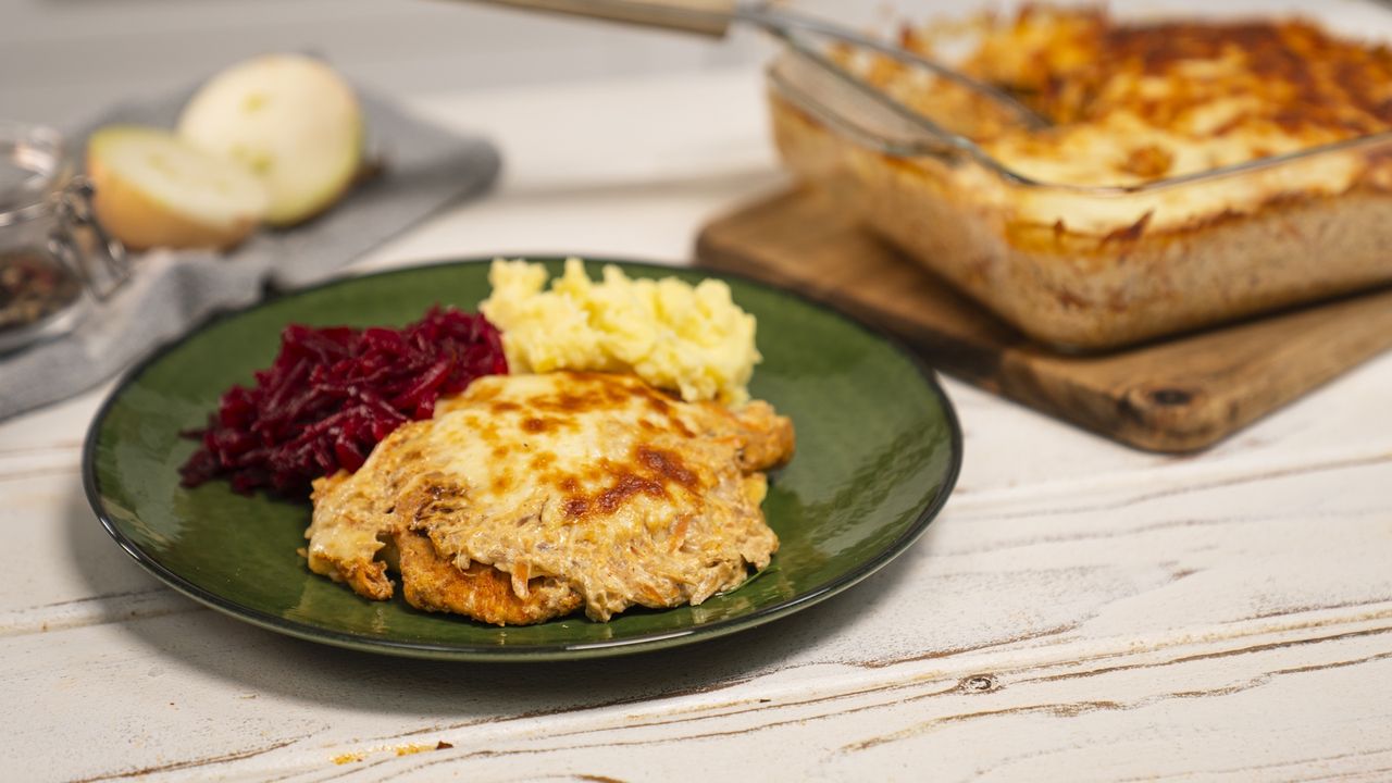 Przygotuj schab w ten sposób, a cała rodzina będzie zachwycona. Można zgłodnieć od samego patrzenia