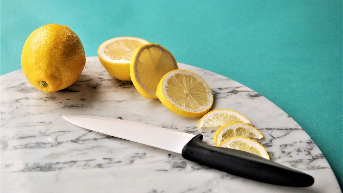 Cytryna z solą ma świetne właściwości zdrowotne