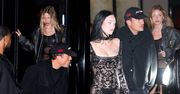 Orlando Bloom balował po Met Gali z młodszą o PONAD 20 lat partnerką. Wyłonił się z autobusu i nawet na nią NIE POCZEKAŁ... (ZDJĘCIA)
