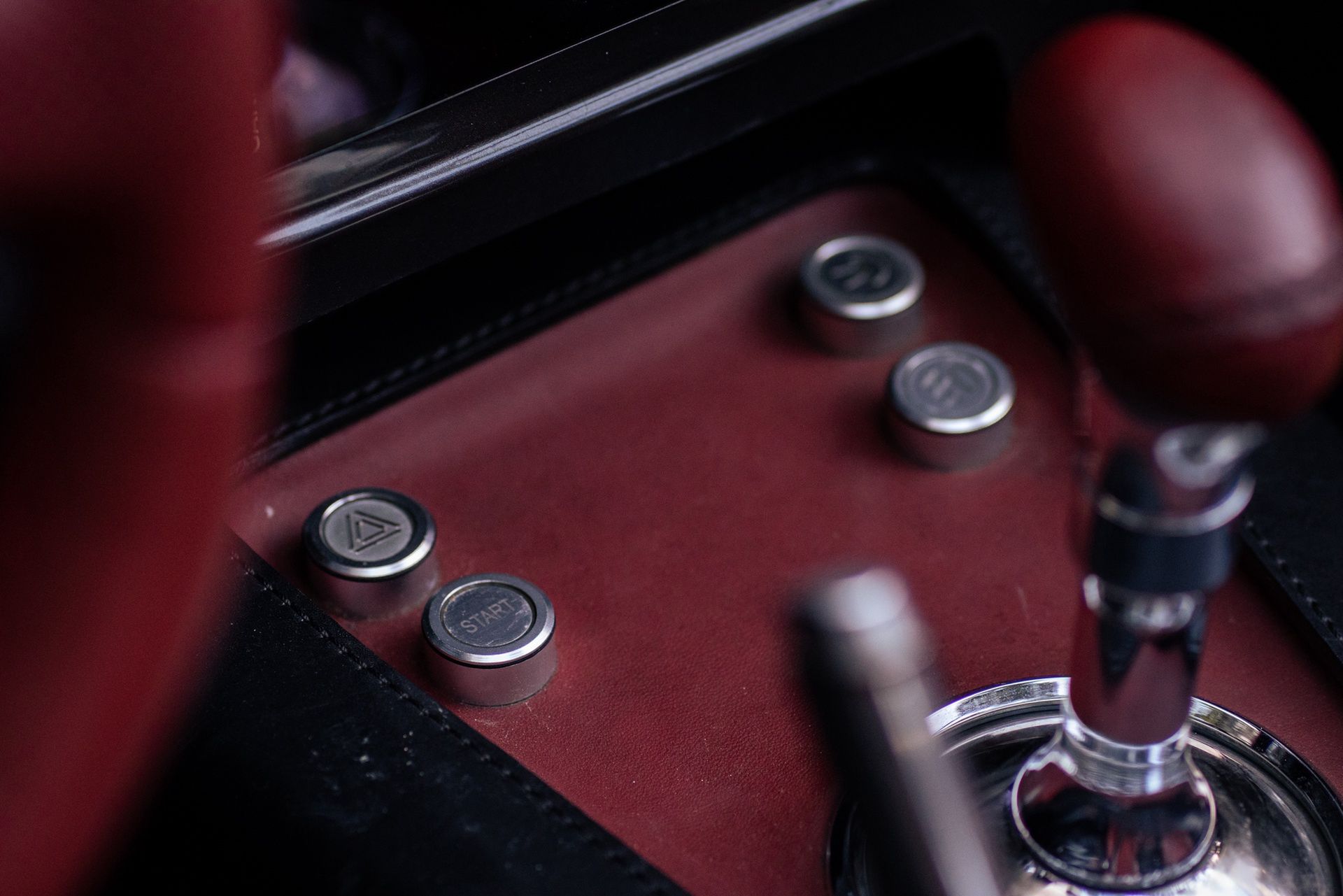 Leopard 6 Litre Roadster
