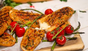 Grillowana bagieta z pysznym środkiem. Nikt nie spojrzy na karkówkę