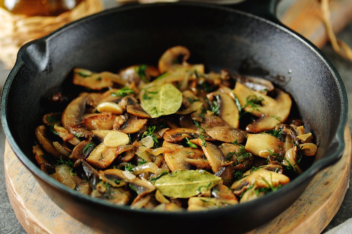 Wie kann man den Geschmack von gebratenen Champignons verbessern?