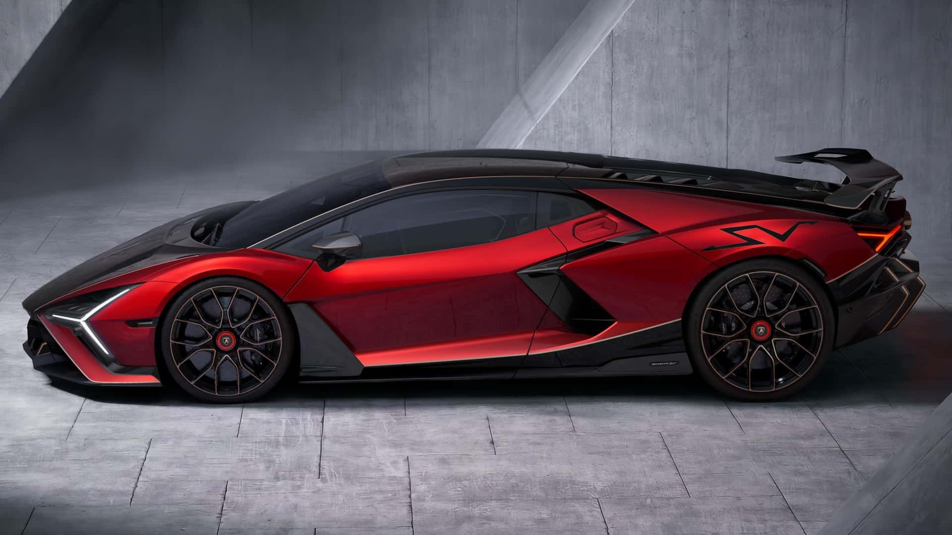 Lamborghini Revuelto SV
