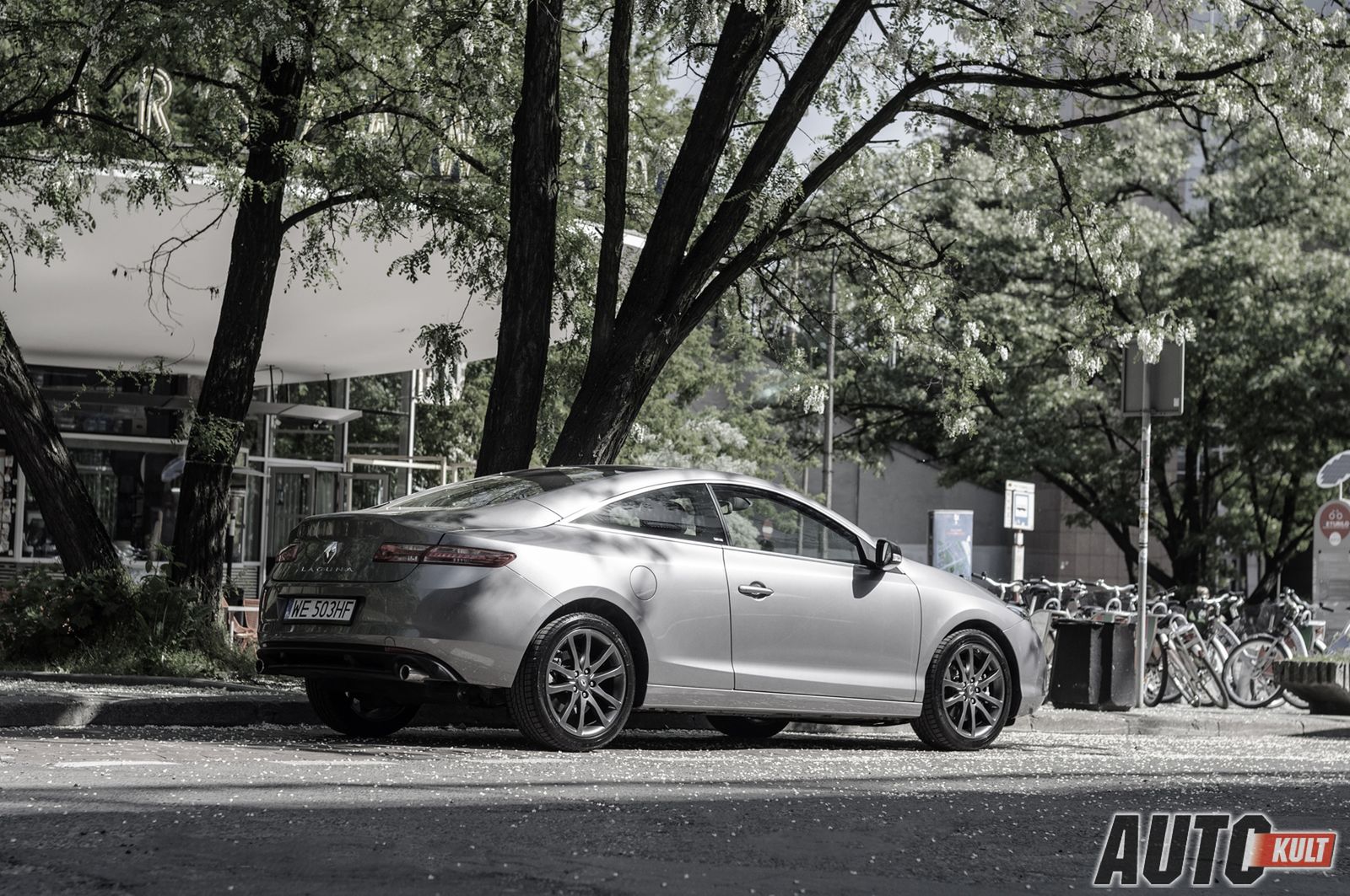 Renault Laguna Coupé 2,0 dCi 4Control - test [galeria zdjęć] 11
