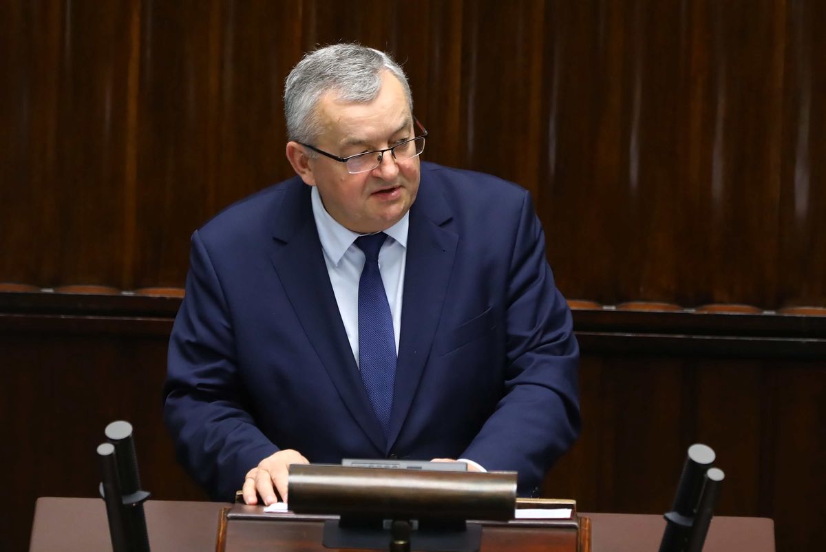 Minister infrastruktury Andrzej Adamczyk w Sejmie 