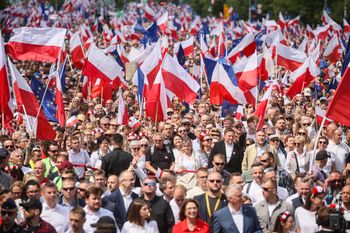 Marsze kandydatów. Politolog ocenia, kto zyskał przewagę
