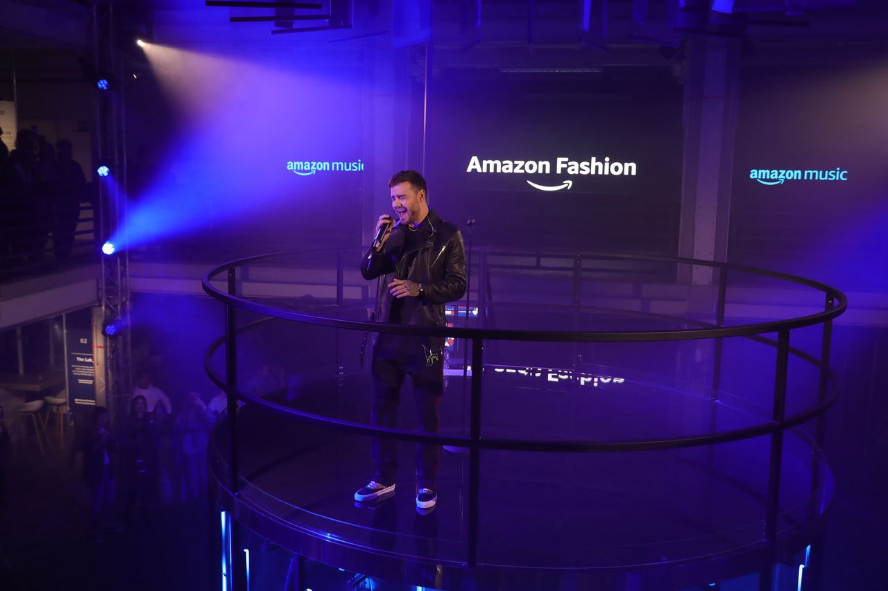 BERLIN, GERMANY - OCTOBER 24: Liam Payne performs at the Amazon Fashion Destination Denim launch event at Kuehlhaus Berlin on October 24, 2019 in Berlin, Germany. (Photo by Andreas Rentz/Getty Images for Amazon Fashion Europe)