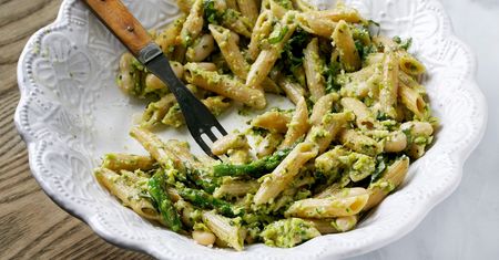 Zielone pesto firmy Bio Planet wycofane z obrotu. W produkcie kawałki szkła pesto firmy Bio Planet wycofane z obrotu. W produkcie kawałki szkła