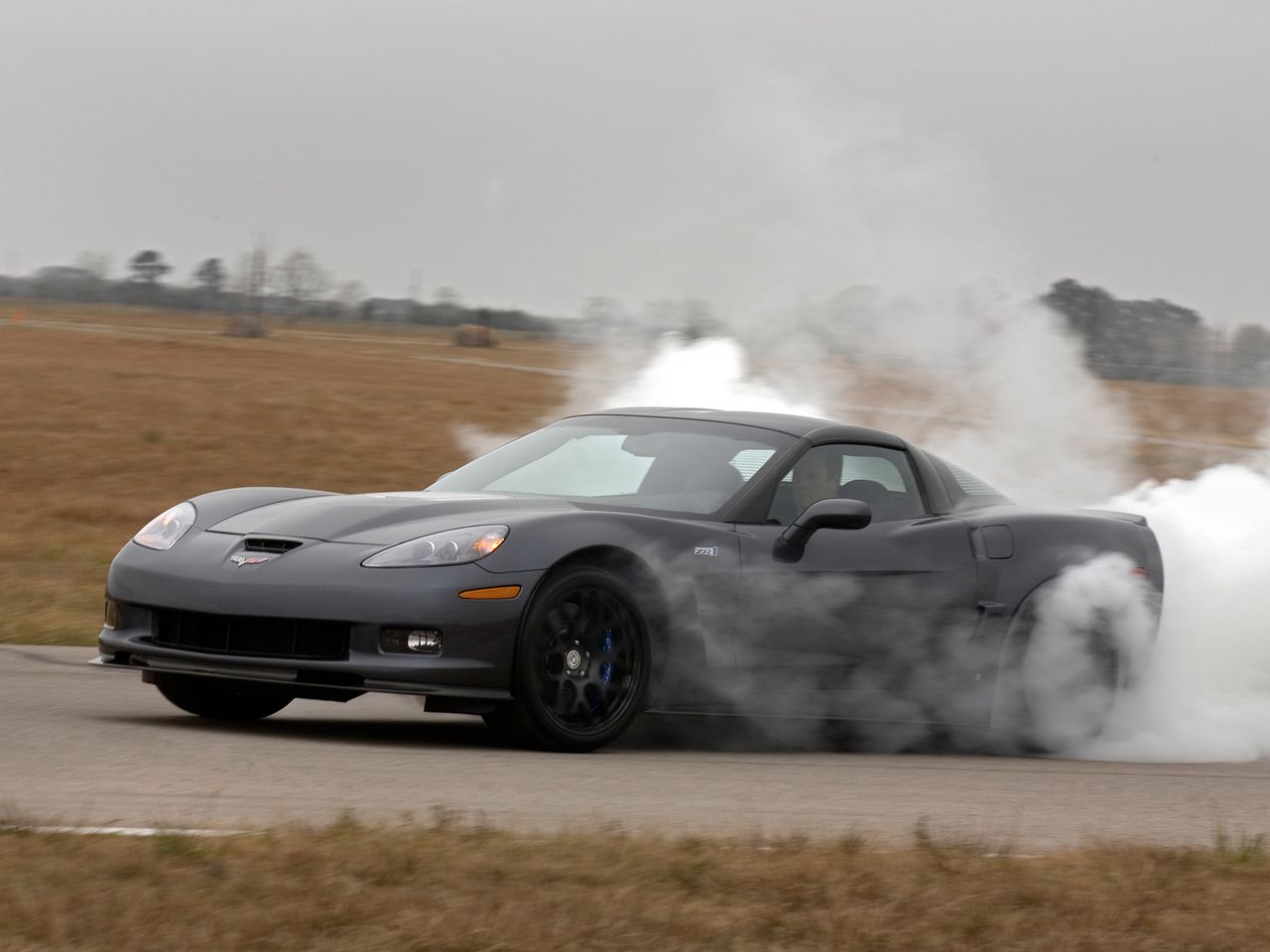 Hennessey Corvette ZR1 700 fot.1 Hennessey Corvette ZR1 700 [715 KM, 349 km/h]