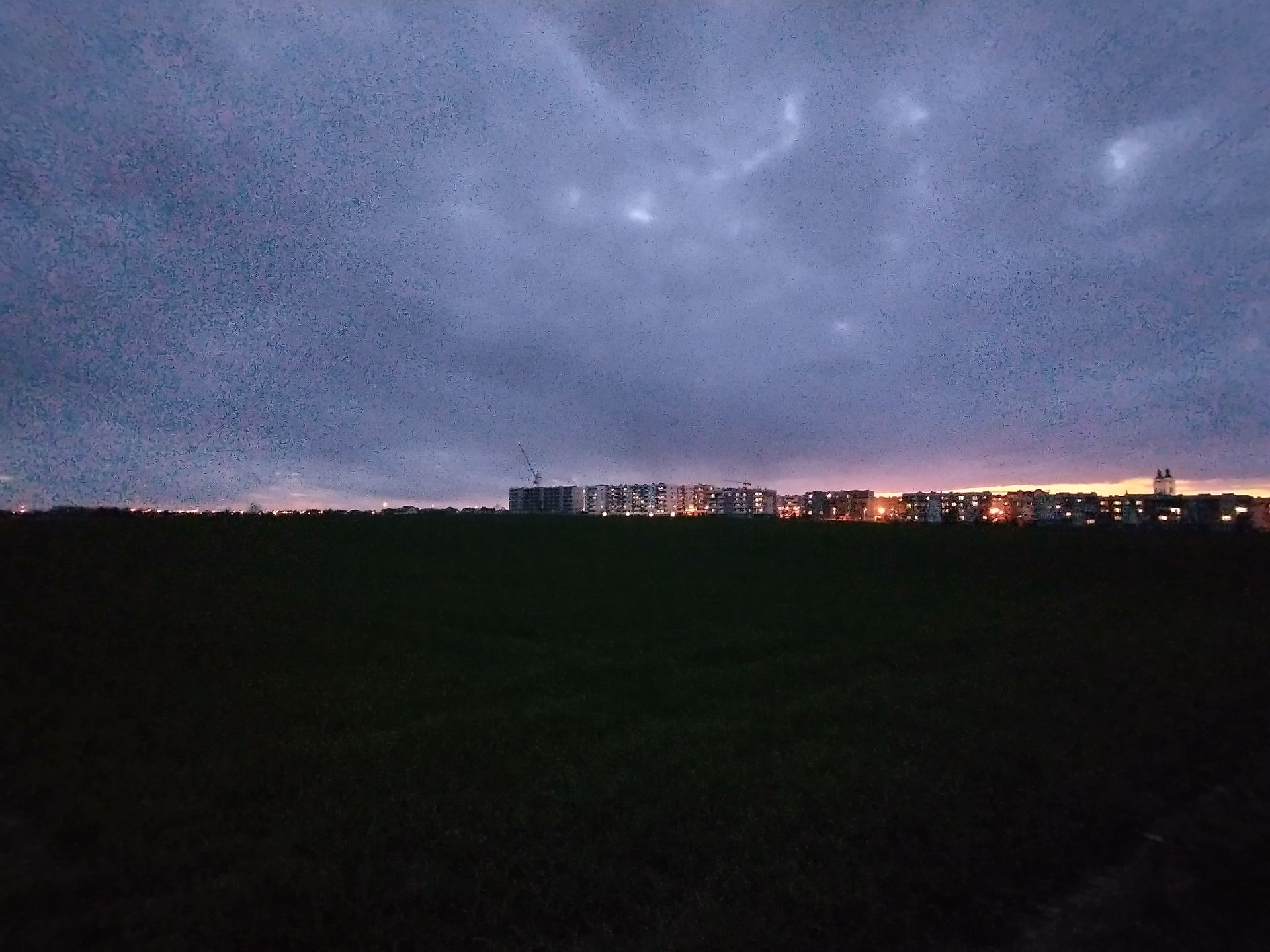 Motorola Moto G8 Power: test telefonu z dużą baterią za 1000 zł 25