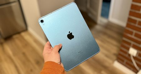 Apple obniżył ceny iPadów o kilkaset złotych. Jest jednak haczyk