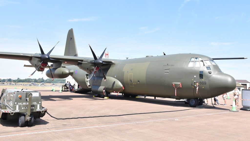 Brytyjski wydłużony C-130J-30, fot. Maciej Hypś
