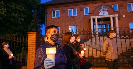 Łódź. Kalisz. Protesty przed kurią. "Koniec z tym. Czas, by rozliczyć księży"
