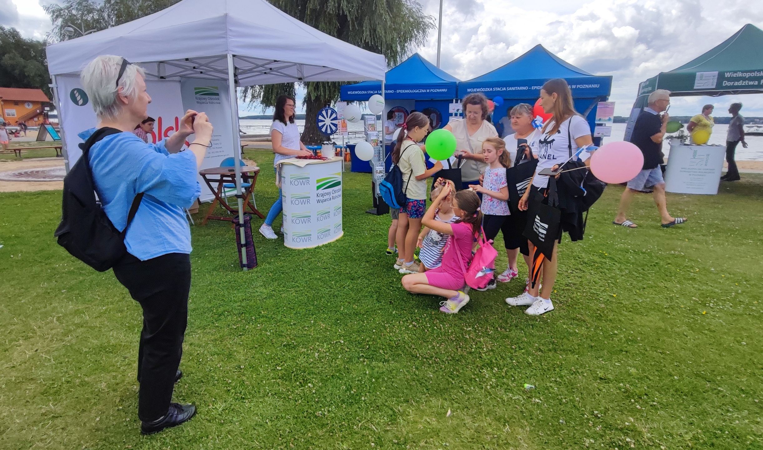 Piknik promujący program "Rodzina 800+" w Zbąszyniu