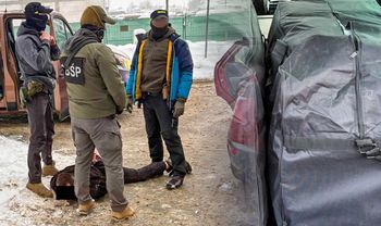 Przekazał dwie czarne torby. Wszystko obserwowali policjanci