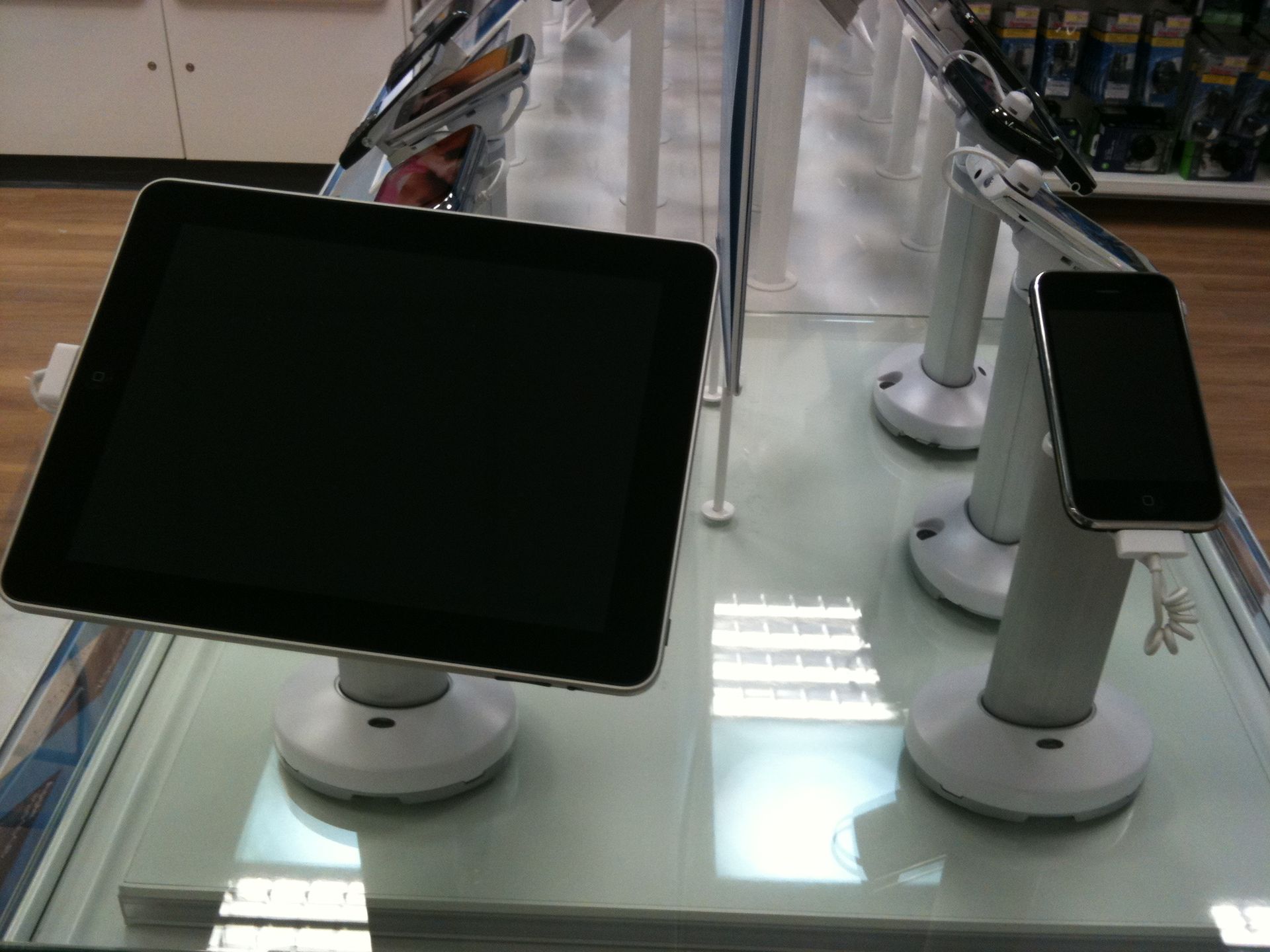Przecieki: produkty Apple’a w Tesco Extra ! 1
