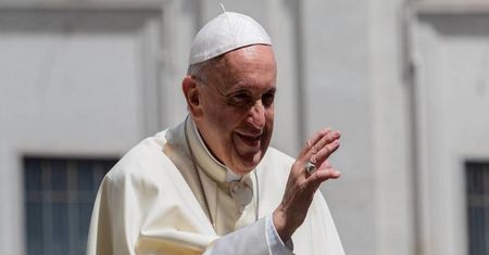 Cytowanie papieża obraża uczucia religijne? Rozstrzygnie prokuratura