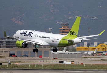 Pożar samolotu podczas serwisu. Ten Airbus A220 już nigdzie nie poleci