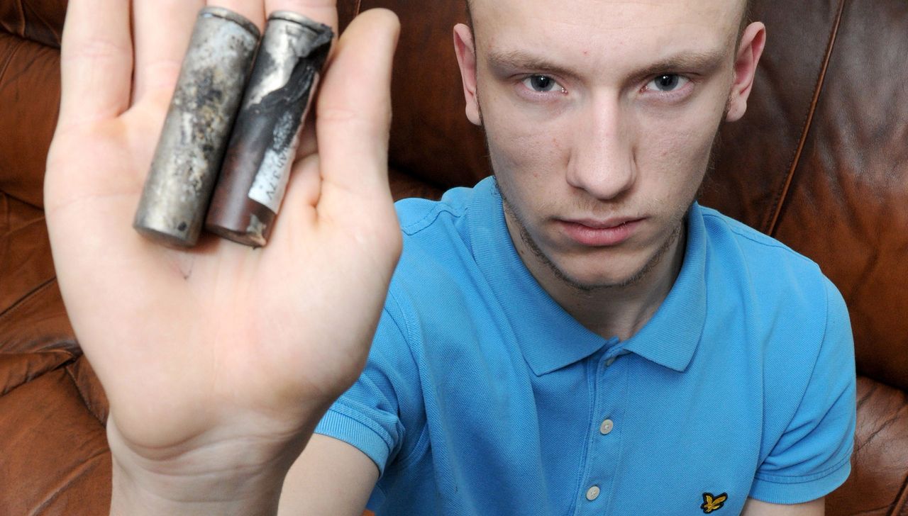 E-papieros wybuchł mu w spodniach. Poważne poparzenie