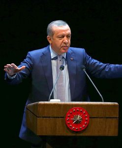 "FT": Turcja utrudnia walkę przeciwko IS w Mosulu i Rakce