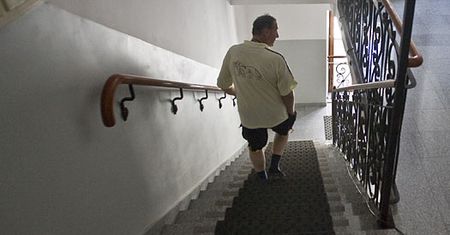 Rzucił butem, teraz przeprosił
