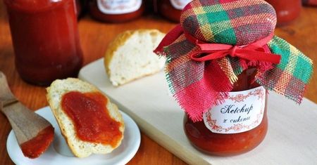 Przepyszny ketchup z cukinii