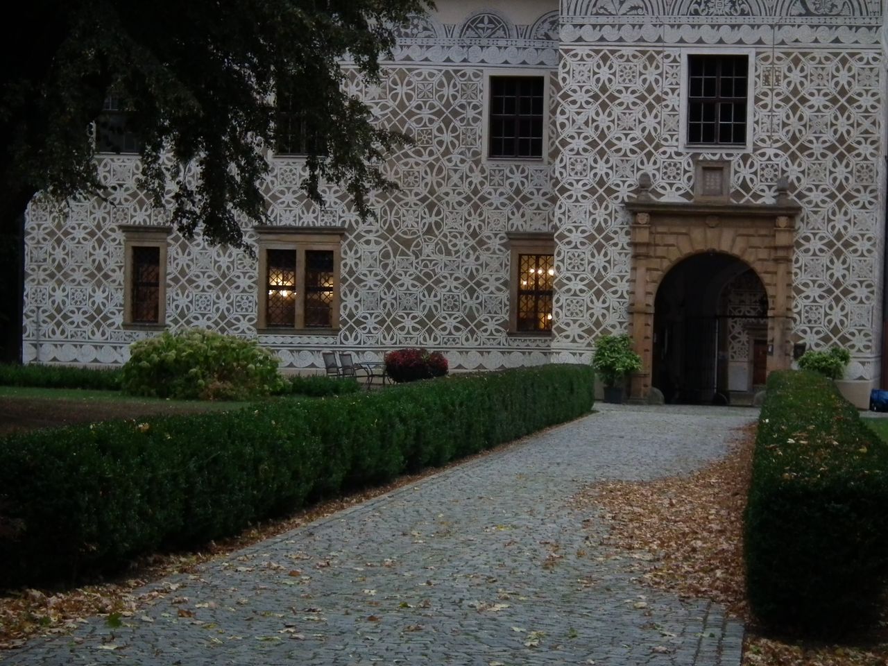 Pan na Doudlebach w Czechach. "Nie mam na jedzenie, bo mam zamek"