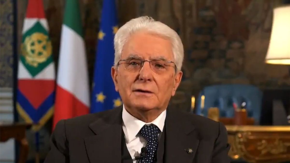 Prezydenta Sergio Mattarelli  podczas orędzia do narodu w związku z pandemią koronawirusa.