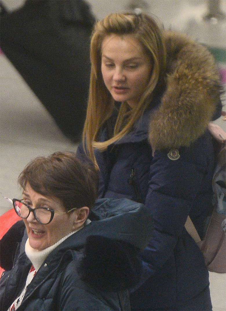 Małgorzata Socha z dziećmi, mężem i mamą wracają z Sylwestra w Arłamowie