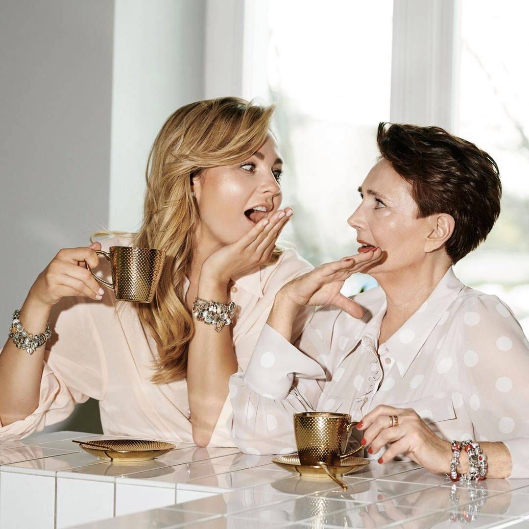 Małgorzata Socha z mamą Bożeną w kampanii reklamowej