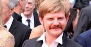 Rafał Zawierucha na czerwonym dywanie w Cannes. Obok Brad Pitt i Leonardo DiCaprio