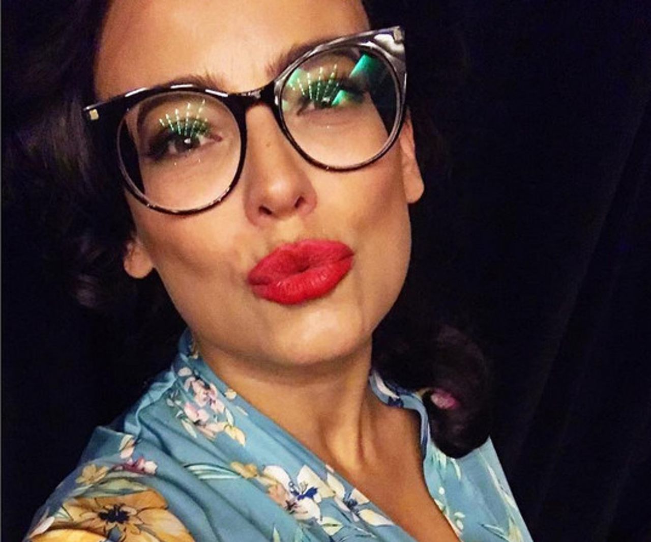 Anna Mucha znów odsłania dekolt na Instagramie. "Bądą mieli o czym gadać"