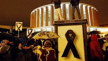 Nocne protesty na dworcu Atocha