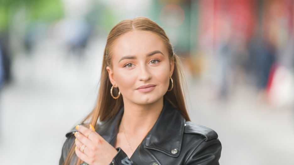 Angelika Mucha pokazała zdjęcie z chłopakiem, na którym daje jej buziaka