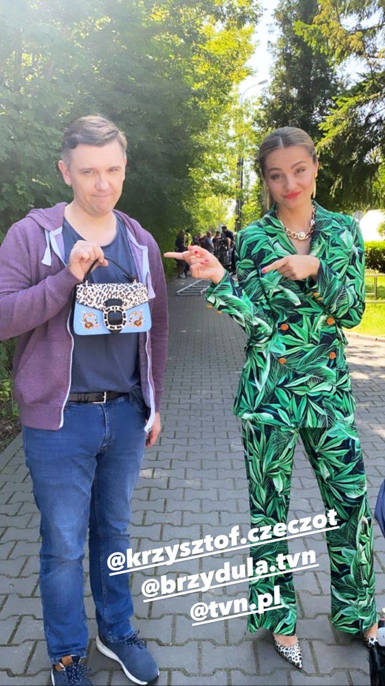 Malgorzata Socha i Krzysztof Czeczot na planie serialu BrzydUla