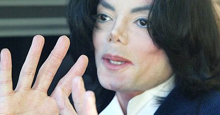Michael Jackson był pedofilem? Bliska osoba po latach przerwała milczenie. Padły przełomowe słowa