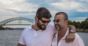 #dziejesiewkulturze: rodzina George'a Michaela krytykuje film biograficzny. "Zamiast o muzyce opowiada o partnerze gwiazdora" [WIDEO]