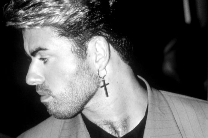 George Michael nie żyje. Mamy komentarze dziennikarzy muzycznych