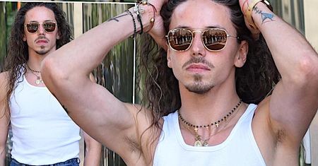W TVN-ie nie było Kingi Rusin, ale był Michał Szpak! Przed studiem zrobił wielkie show ze swoimi czerwonymi kozaczkami i rajstopami w roli głównej!