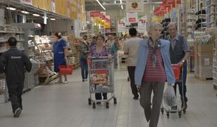 Auchan przejmuje dwa sklepy po Piotrze i Pawle