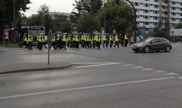 Jechał pijany i pod prąd. Nie zauważył 40 policjantów