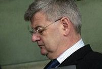 Niemcy: Fischer powinien pozostać w Berlinie