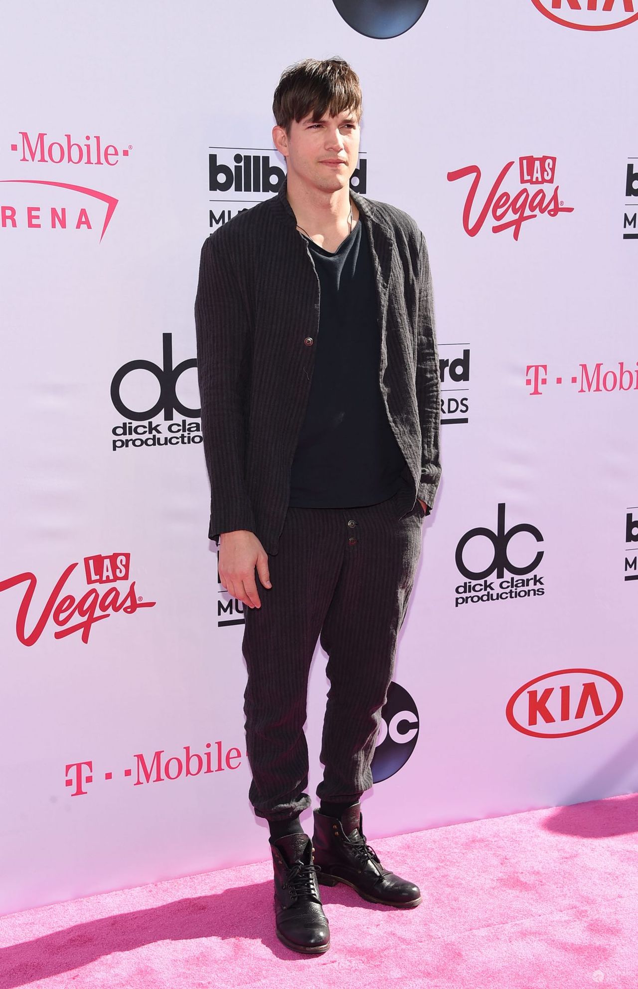 Ashton Kutcher - Billboard Music Awards 2016
