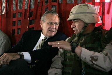 Rumsfeld: nie będę tuszował tortur