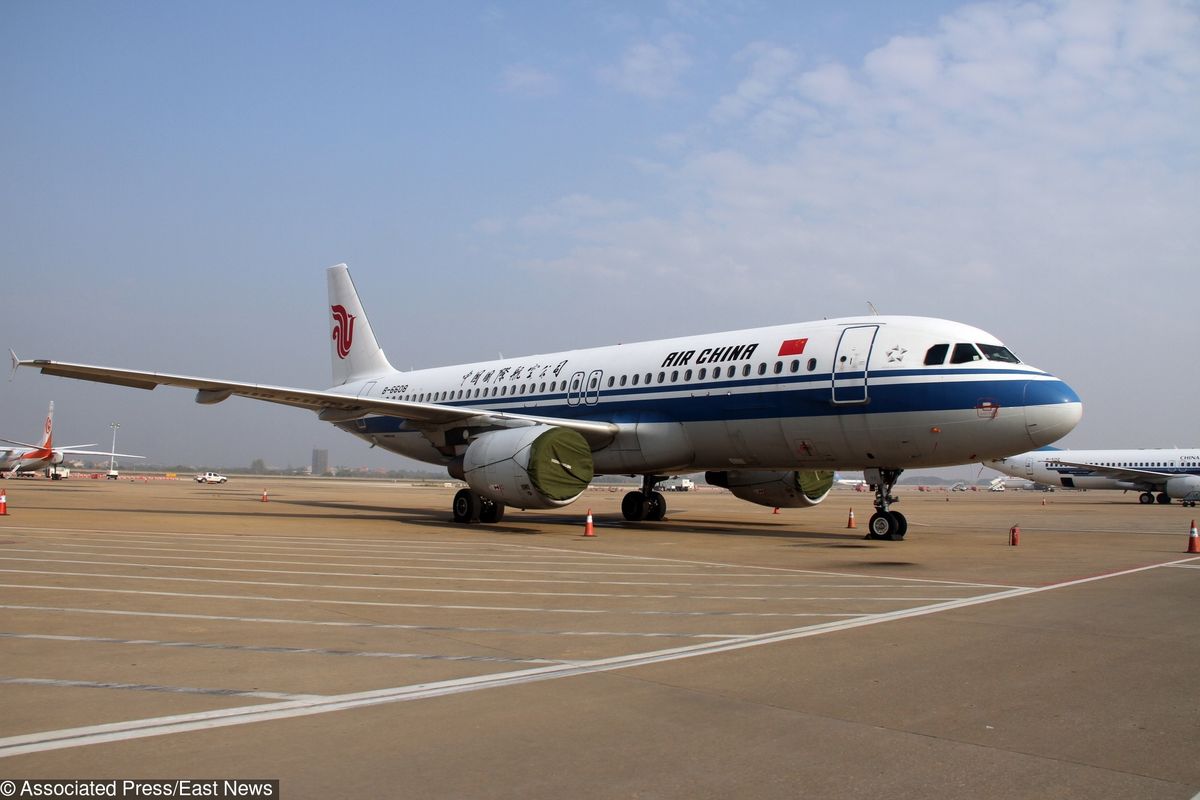 O krok od katastrofy Boeinga 737. Pilot zapalił e-papierosa w kokpicie i samolot pikował o 7600 metrów