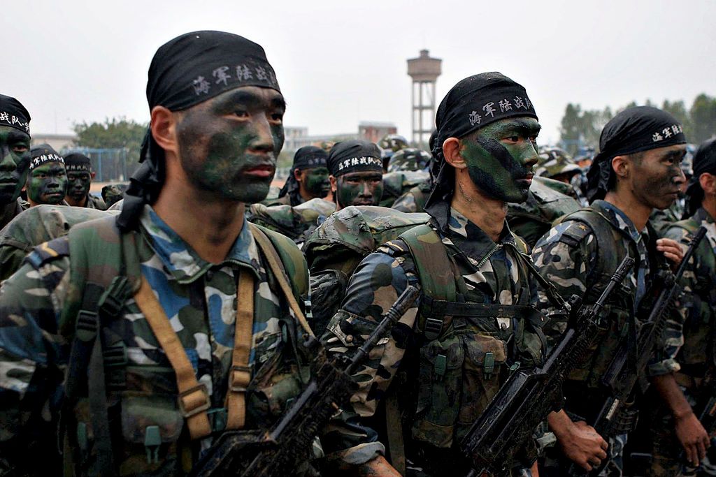 Chińczycy wchodzą do gry. Wysyłają żołnierzy na pomoc Asadowi