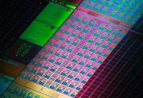 AMD pokazuje swoje 16 rdzeni, a Intel... 50!