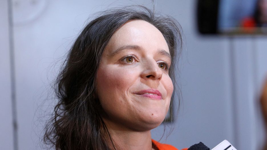 Klaudia Jachira podczas prezentacji kandydatów do Sejmu z warszawskiej listy Koalicji Obywatelskiej